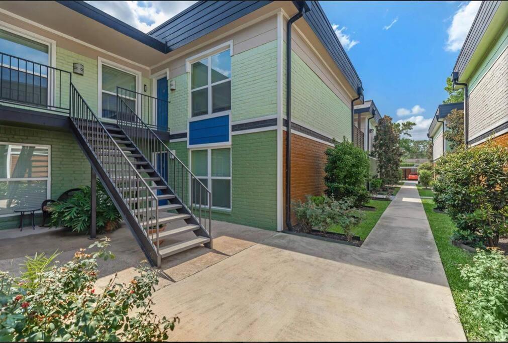 Lovely 2 Bedroom/2 Bath Houston, Heights/Galleria 외부 사진