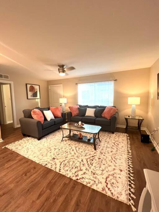 Lovely 2 Bedroom/2 Bath Houston, Heights/Galleria 외부 사진