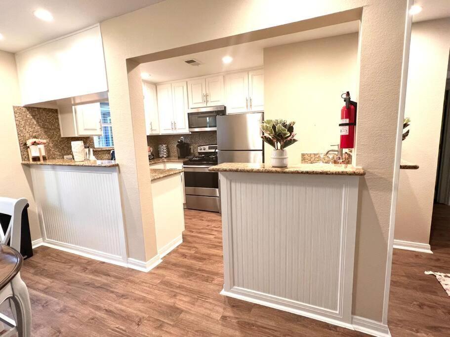 Lovely 2 Bedroom/2 Bath Houston, Heights/Galleria 외부 사진
