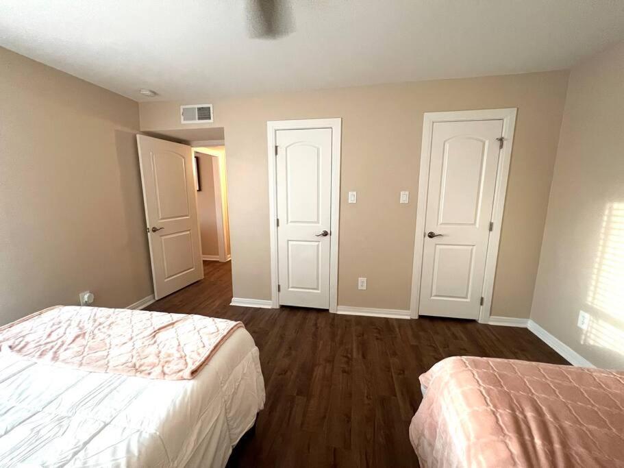 Lovely 2 Bedroom/2 Bath Houston, Heights/Galleria 외부 사진