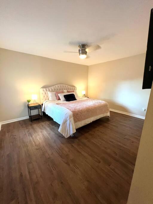 Lovely 2 Bedroom/2 Bath Houston, Heights/Galleria 외부 사진